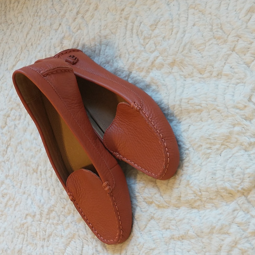 UGG Australian Burnt Orange Leather Driving Loafers Size 6.5